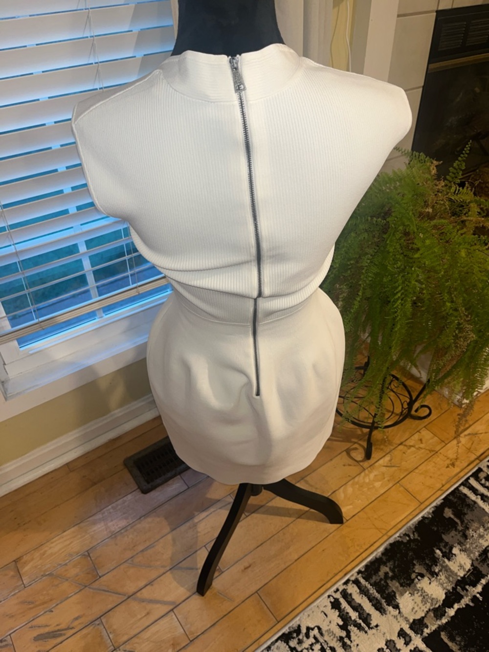 Ted Baker London White Scoop Neck Fit-and-Flare Mini Dress - Picture 4 of 6
